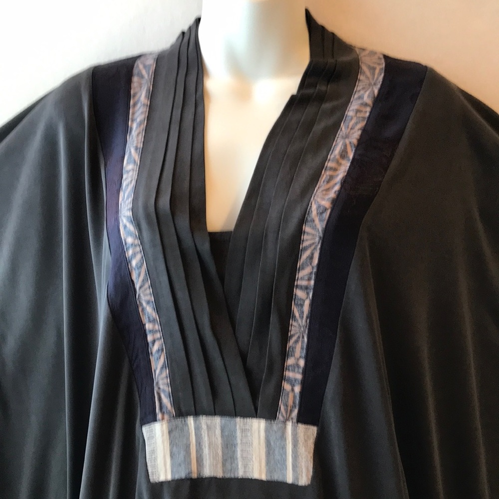 Anthropology Top